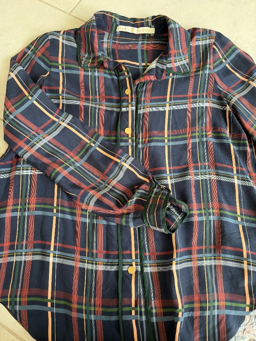 Marie Oliver 100% Silk button down size M